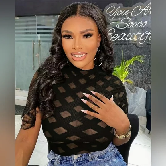 Bodysuit 💋🖤 - Picture 2 of 4